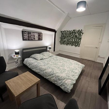 Appartement + Parking Prive Sainte-Savine Eksteriør bilde